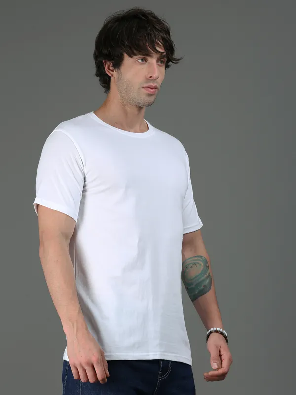 White_Cotton_Regular_Fit_Round_Neck_Tshirt