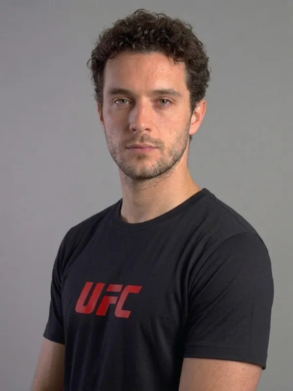 UFC_Classic_Logo_T-Shirt_–_Black