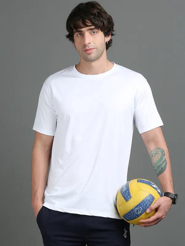 White_Polyester_Round_Neck_Sports_T-Shirt_For_Men