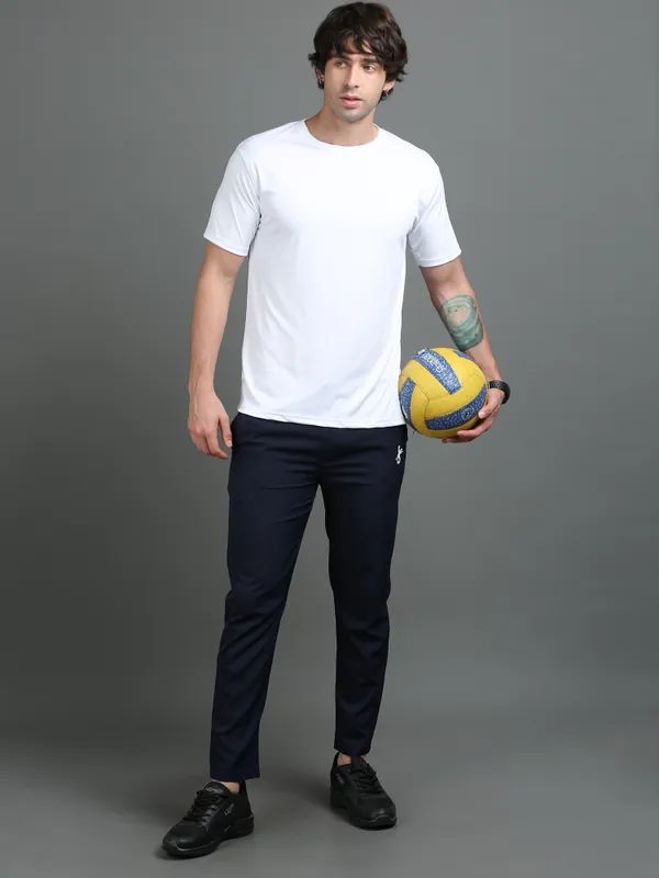 White_Polyester_Round_Neck_Sports_T-Shirt_For_Men