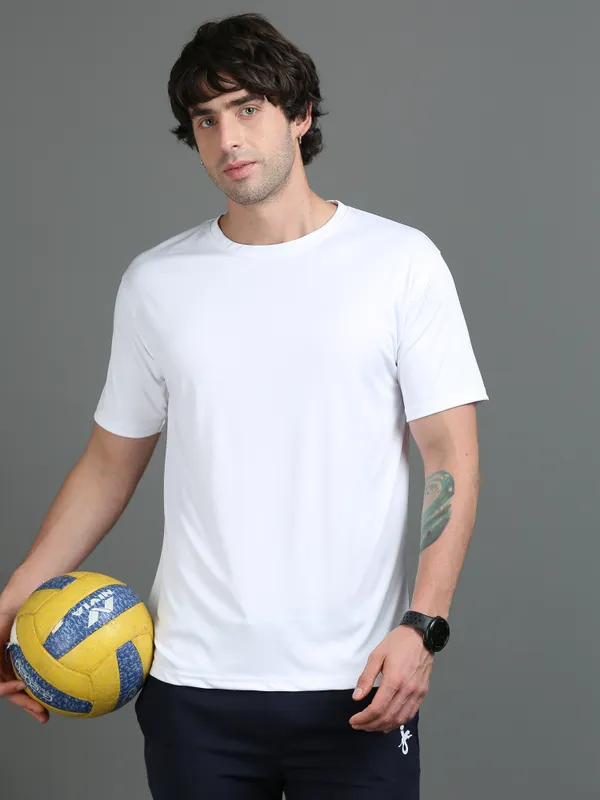White_Polyester_Round_Neck_Sports_T-Shirt_For_Men