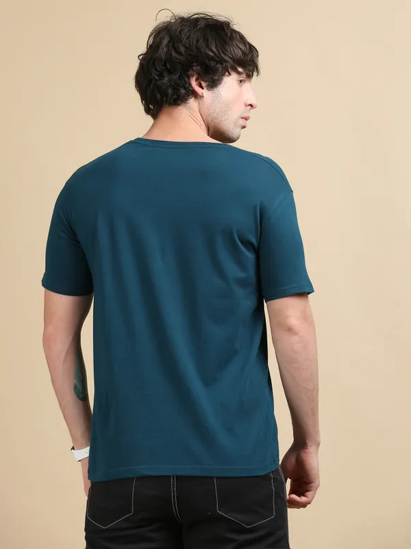 Teal_Blue_Obsidian_Spider__Premium_Round_Neck_T-Shirt