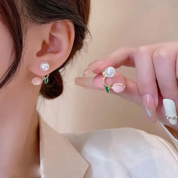 Gold_Alloy_Earring_Set_For_Women