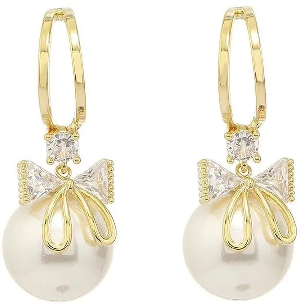 Gold_Alloy_Stud_Earring_For_Women