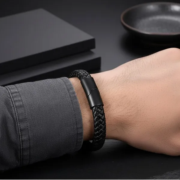 Black_Leather_Bracelet_For__Men