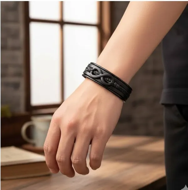 Black_Leather_Bracelet_For__Men