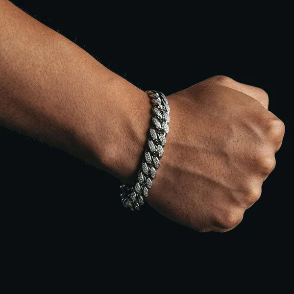 Silver_Alloy_Bracelet_For__Men