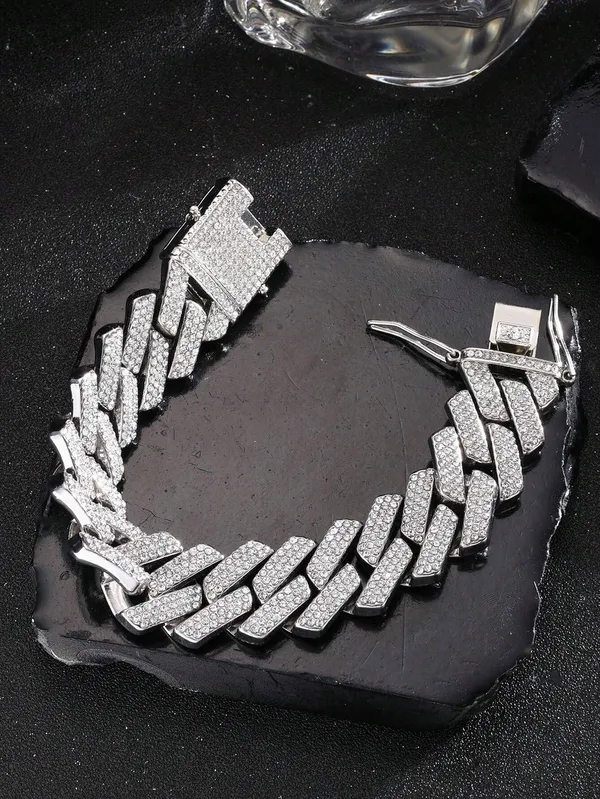 Silver_Alloy_Bracelet_For__Men