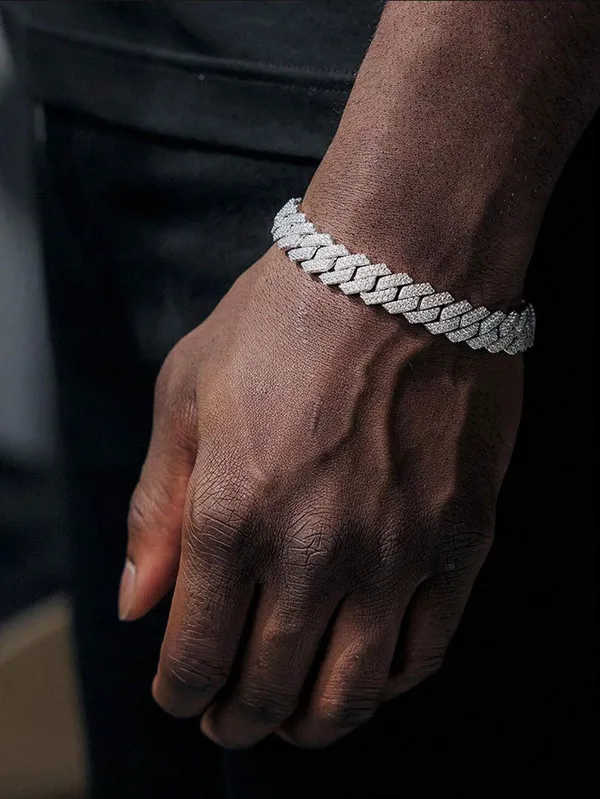 Silver_Alloy_Bracelet_For__Men