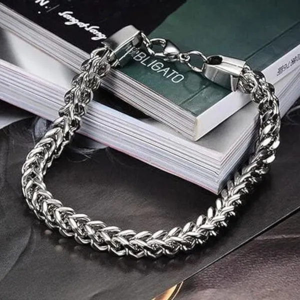 Silver_Alloy_Bracelet_For_Men
