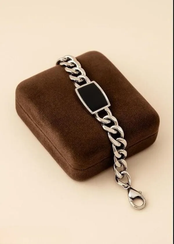 Unisex_Silver_&_Black_Alloy_Bracelet
