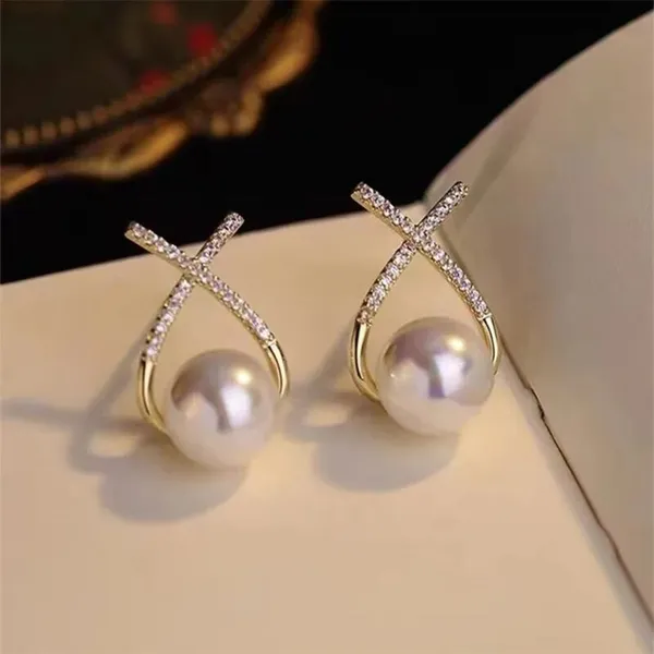 Pink_&_White_&_Gold_Alloy_Earring_Set_&_Stud_Earring_&_Drops_&_Danglers_For_Women