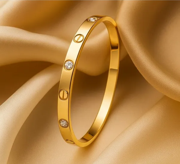 Gold_Alloy_Bracelet_For__Women