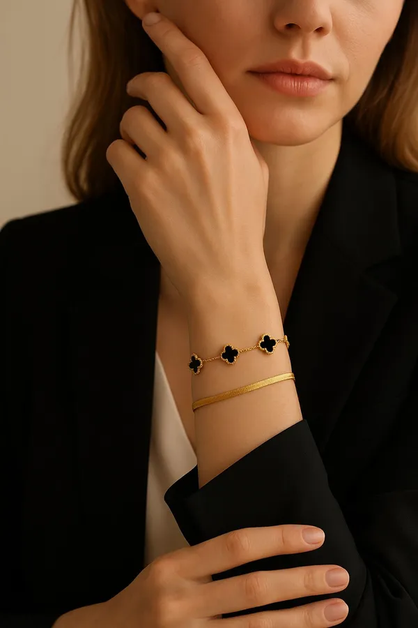 Gold_Alloy_Bracelet_For__Women