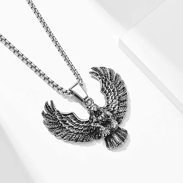 Silver_Alloy_Locket_For__Men
