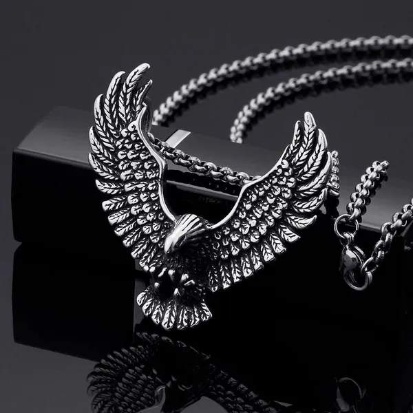 Silver_Alloy_Locket_For__Men