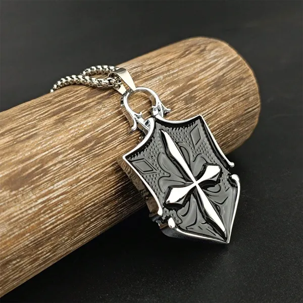 Black_And_Brown_Alloy_Pendant_Set_For_Men