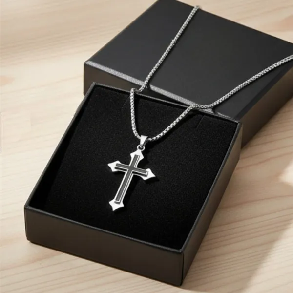 Silver_And_Black_Alloy_Locket_Set_For_Men