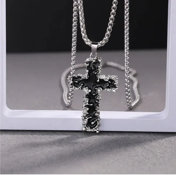 Black_Alloy_Pendant_For_Men