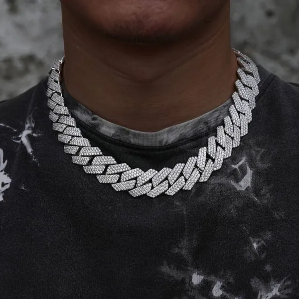 Silver_Alloy_Locket_For__Men