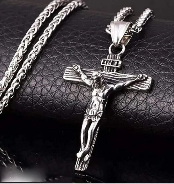 Stainless_Steel_Silver_Plated_Cross_Pendant_Necklace_Crucifix_Jesus_Pendant_with_Chain_For_Unisex_Adult