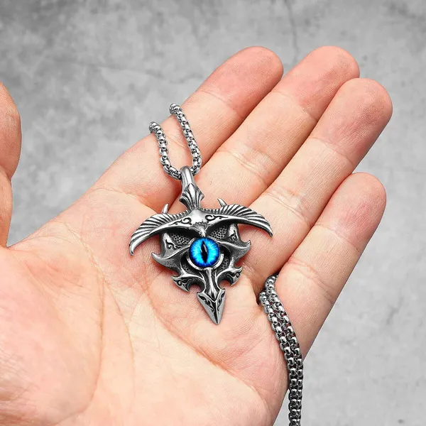 Awesome_Silver_Alloy_Locket_For_Men