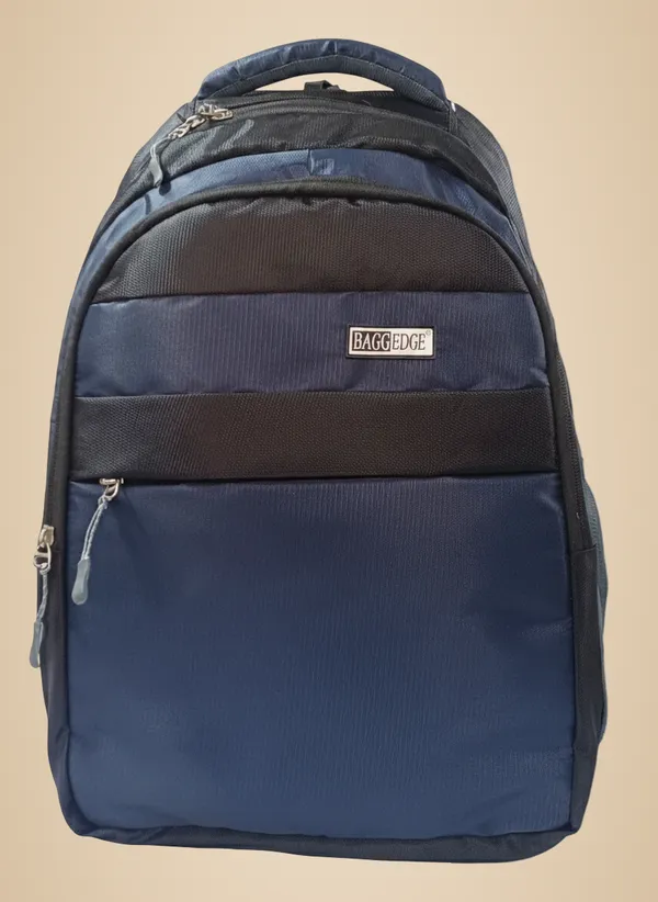 Blue_Striped_Laptop_Backpack_With_Padded_Shoulder_Straps