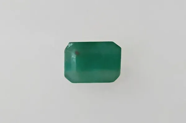 Green_Zambian_(Emerald/Panna)_Gemstone_With_Lab_Certified_5.50_Ratti_/_5_Carat_Precious_Gemstone