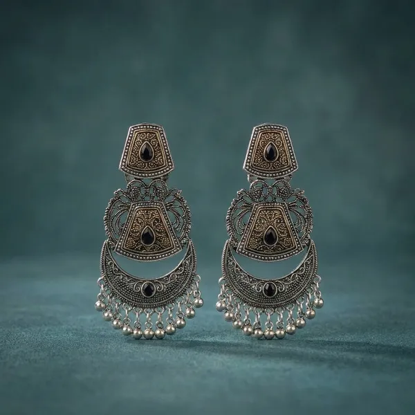 Oxidized_Silver_Oxidized_Silver_Toned_Metal_Chandbali_Earrings_For_Women
