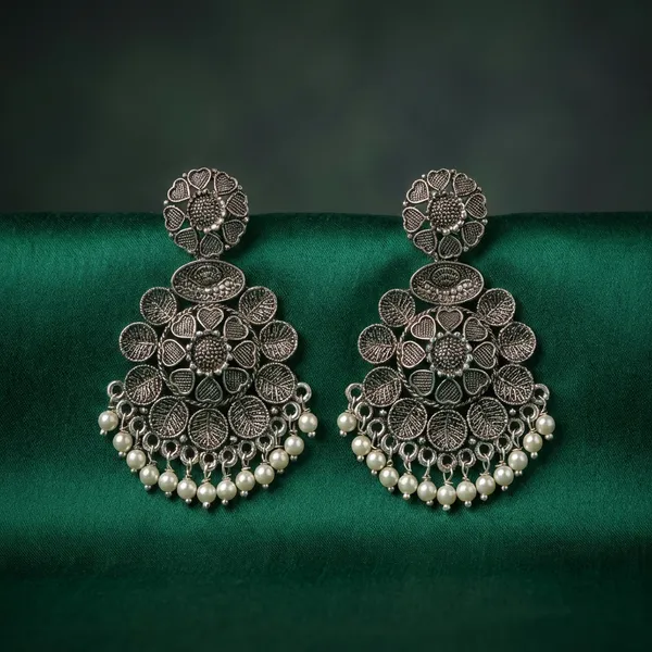 Oxidized_Silver_Oxidized_Silver_Chandbali_Earrings_For_Women