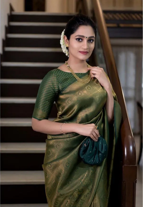 ESOMIC_Woven_Banarasi_Pure_Silk_Saree_(Green)