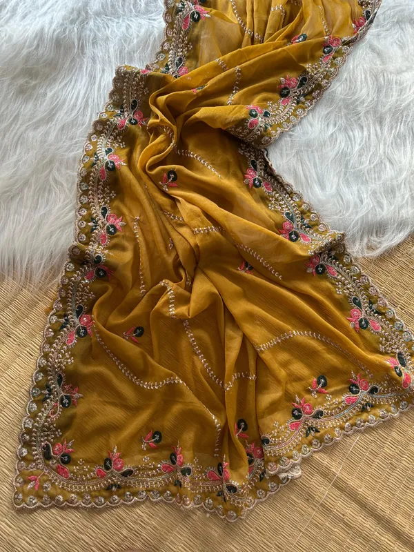 Dark_Yellow_Style_Gold_Crush_Chiffon_Saree_with_Beautiful_Embroidered_Unstitched_Blouse_Piece
