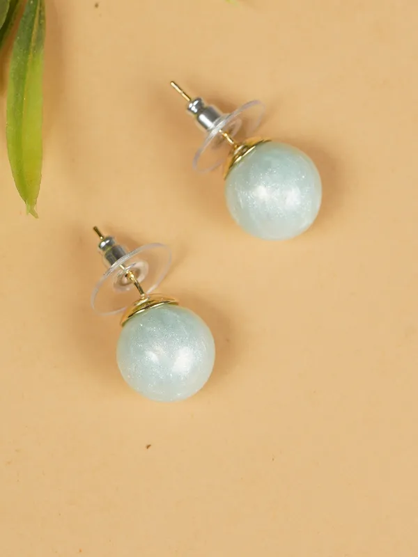 Ocean_Dew_Pearl_Stud_Earrings