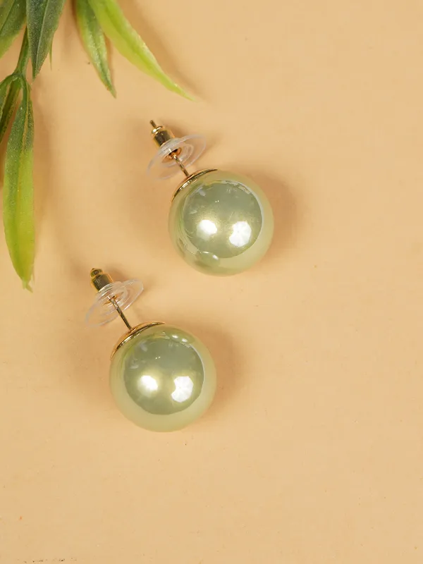 Pistachio_Pearl_Gloss_Stud_Earrings