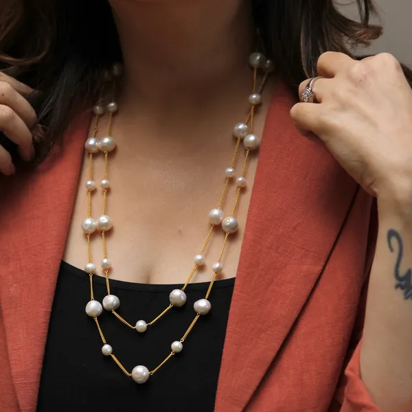 White_Baroque_Pearl_Necklace_For_Women