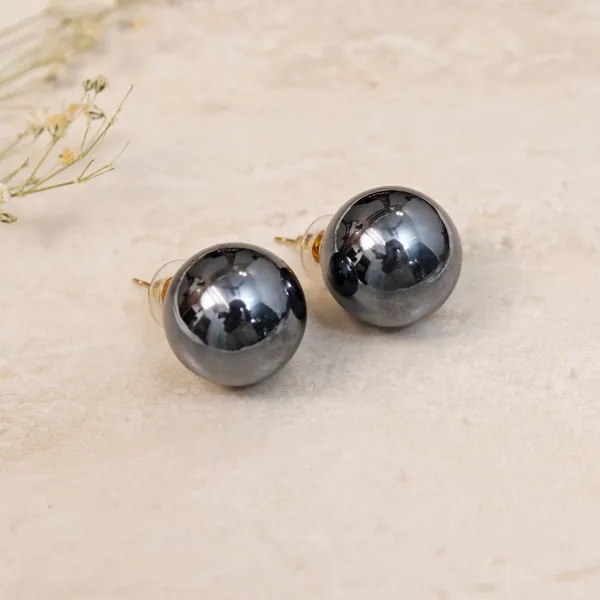 Black_Chrome_Colour_Pearl_Studs_For_Women