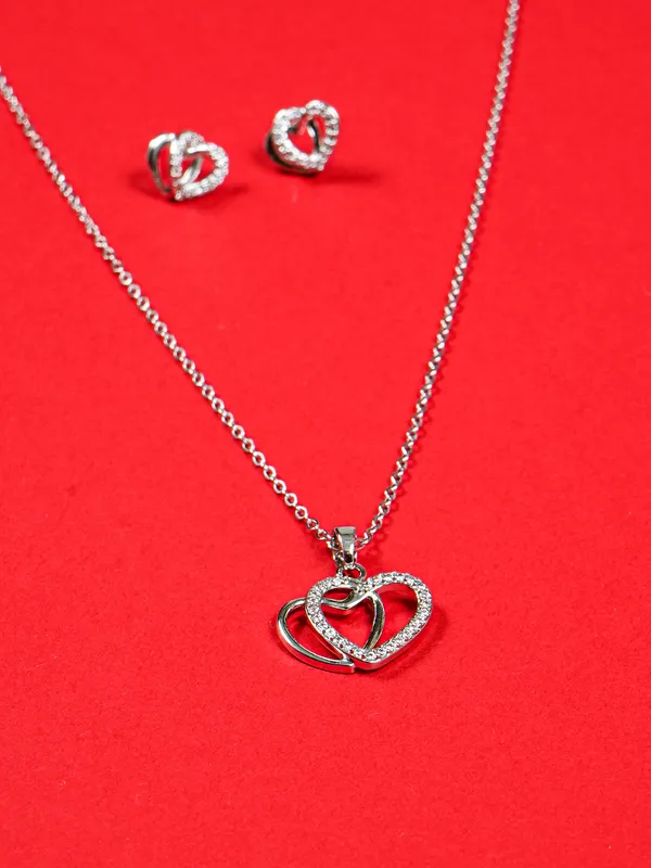 Silver_Plated_Double_Heart_Pendant_Necklace