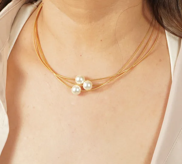 Triple_Pearl_Flow_Necklace