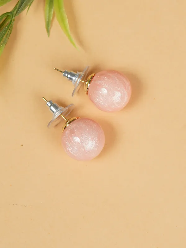 Powder_Pink_Embosssed_Pearl_Stud_Earrings