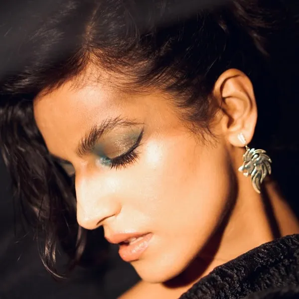 Gold_Modern_Lion_Earrings_For_Women