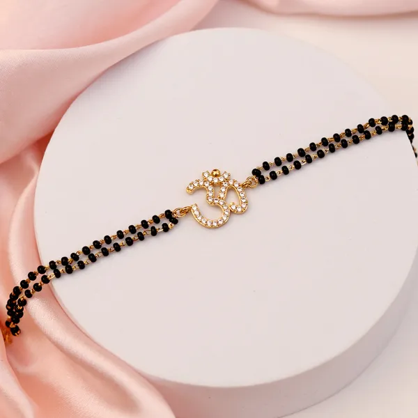 Black_Om_Beads_Bracelet_For_Women