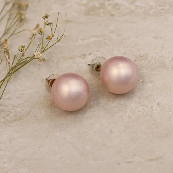 Peach_Toned_Pearl_Stud_Earrings_For_Women