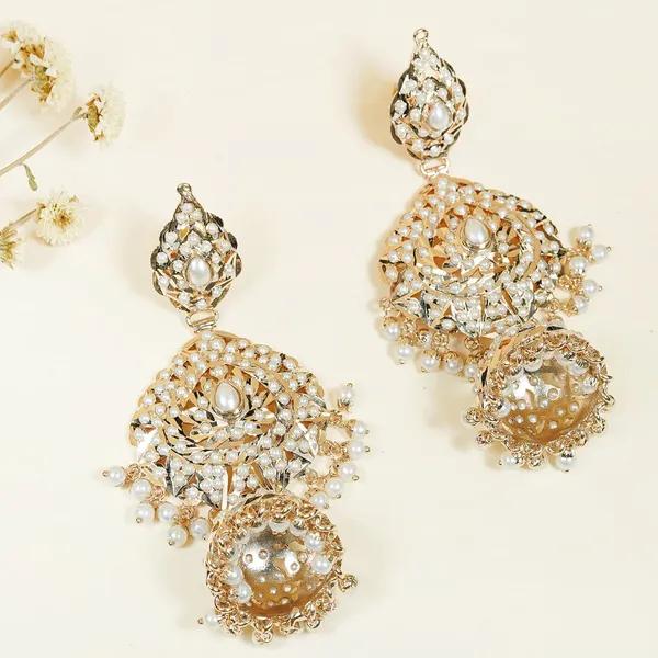 Gold_Rashida_Chandbali_Earrings_For_Women