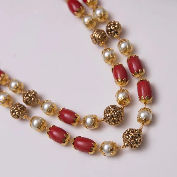 Gold_And_Red_Beads_Necklace_Set_For_Women