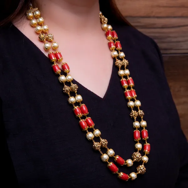 Gold_And_Red_Beads_Necklace_Set_For_Women