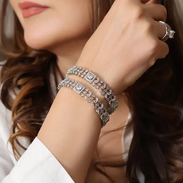 Silver_Rhodium_Plated_Zirconia_Bangle_For_Women