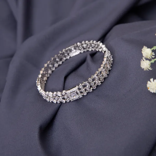 Silver_Rhodium_Plated_Zirconia_Bangle_For_Women