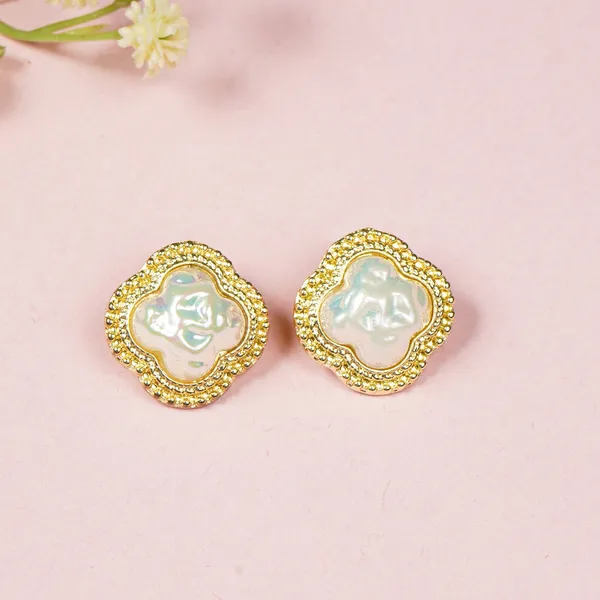 White_Rhombus_Pearl_Studs_For_Women