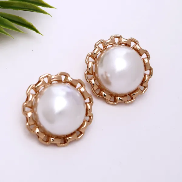 White_Ritvi_Pearl_Studs_For_Women