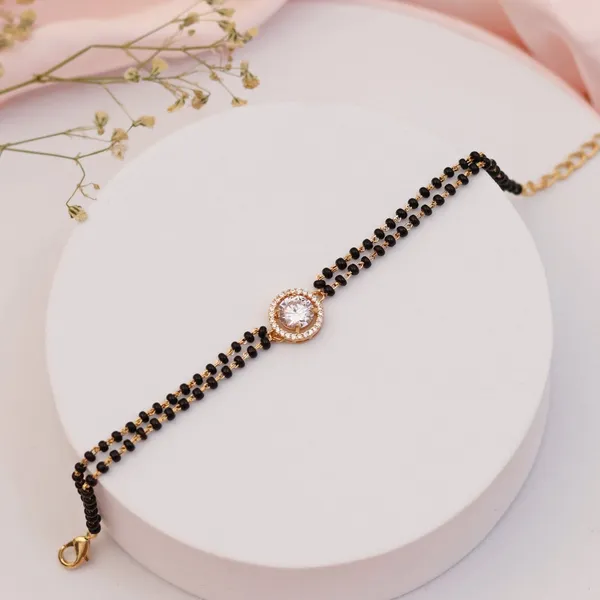 Black_Pointer_Handmangalsutra_Cum_Nazariya_For_Women